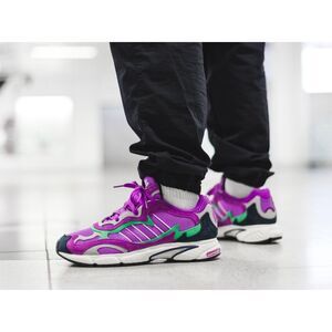 Adidas Originals Temper Run Core men's Shoes size 9 Rare Sneakers F97208